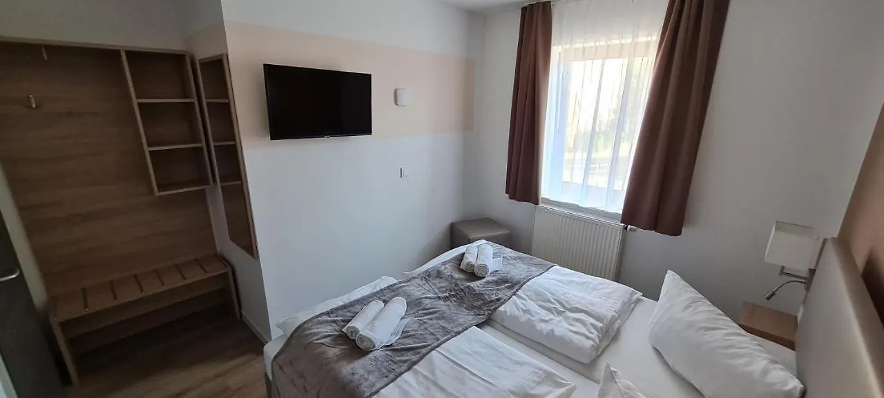 Pension Am Stern Leipzig Guest house